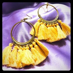 Peach/gold tone hoop tassel earring